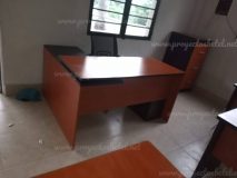 Escritorio semi ejecutivo en melamina fabricado en Guatemala