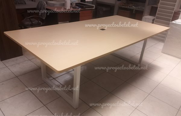 Mesa de conferencia estructura metalica