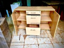 Credenza de melamina con puertas y gavetas, jaladores de barra, con chapa y llave, sistema de llave general, fabrica de muebles, fabrica de mobiliario, muebleria mixco, muebles guatemala, calzada san juan