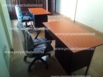 Escritorios secretariales con sillas