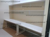 Mueble en melamina con estructura metalica para oficina o laboratorio