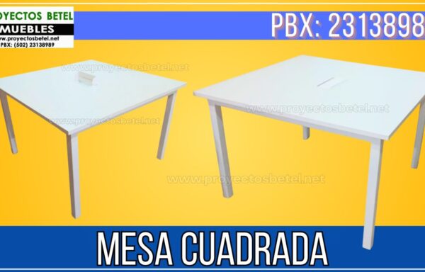 Mesa de trabajo cuadrada